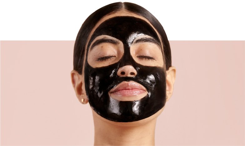 Máscaras faciales exfoliantes y revitalizantes para remover células muertas y eliminar puntos negros, realizadas con ingredientes naturales
